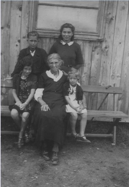 The Kann family at the Gurs concentration camp