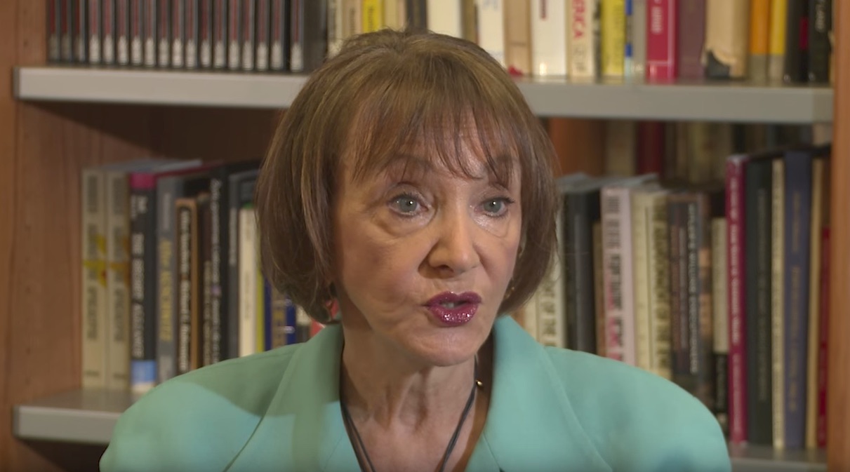 Dr. Eva Folgman